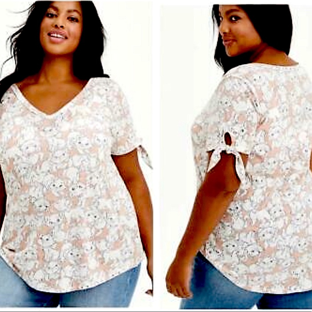 Disney Aristocats Bow Sleeve Top. 🎀